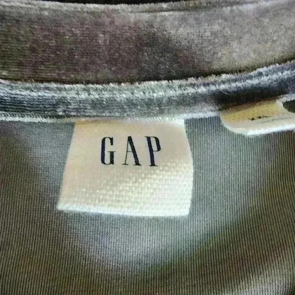 GAP Women's Long Sleeve Gray Silver Velvet Top XXL Fall Winter Casual Holidays - Picture 4 of 6